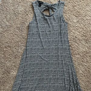 Cynthia Rowley swing dress with key hole back